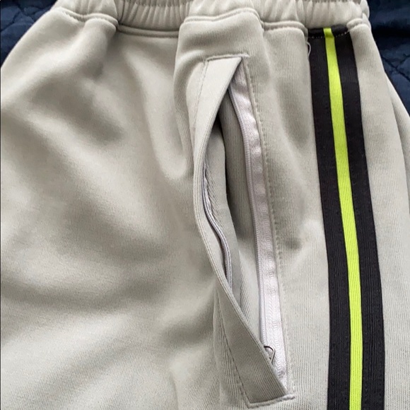 Reebok athletic pants - Picture 3 of 6